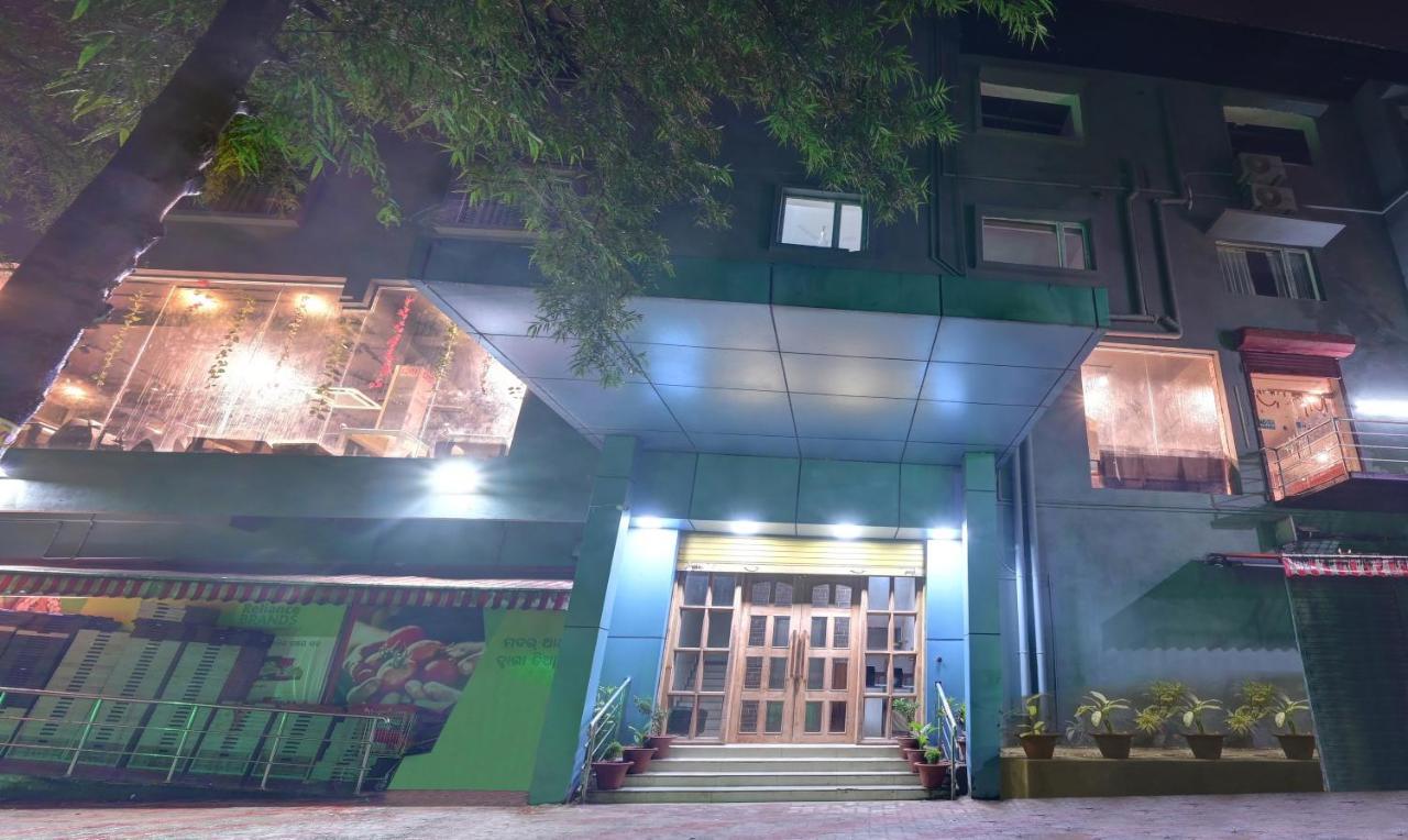 Treebo Paradise Premium Rasulgarh Бхубанешвар Екстериор снимка